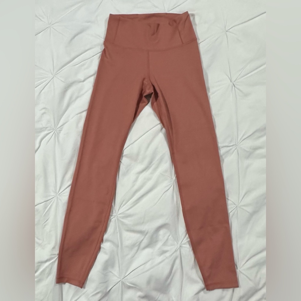 The North Face Women’s Medium High Rise Leggings Dusty Rose Performance